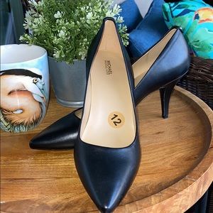 Michael Kors Black Leather Pumps 12M